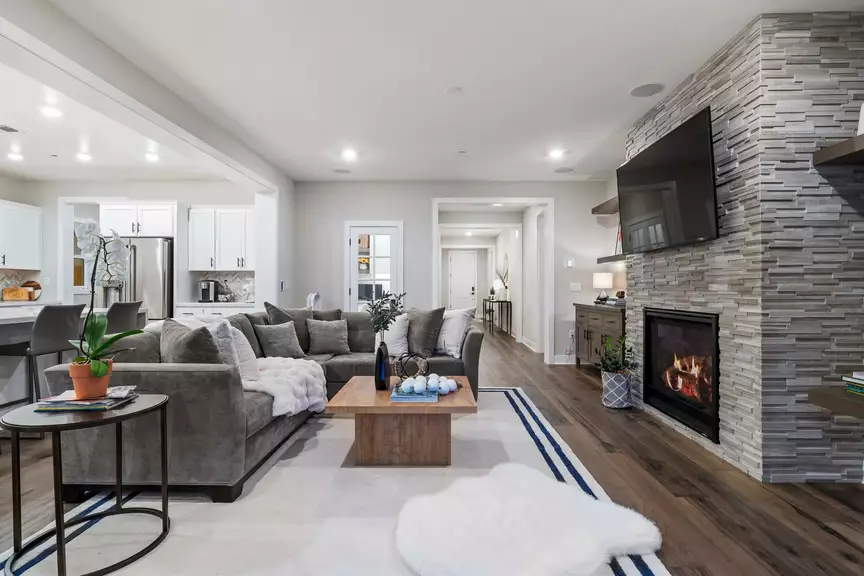 2827 Irish Meadow Way, Lathrop, CA, 95330